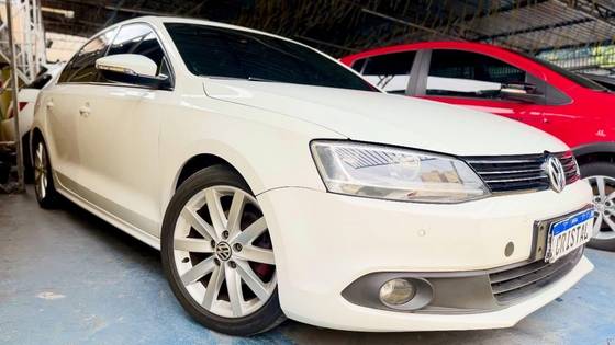VOLKSWAGEN JETTA 2.0 COMFORTLINE FLEX 4P TIPTRONIC